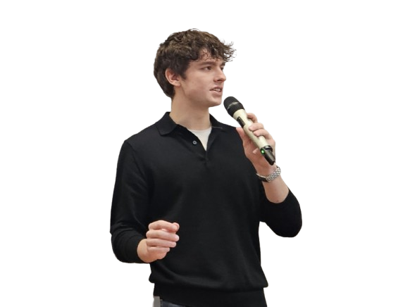 Headshot od Ed Blewitt